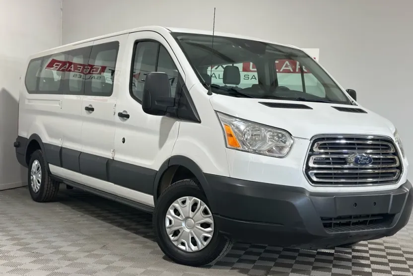 2015 Ford Transit XL photo 1