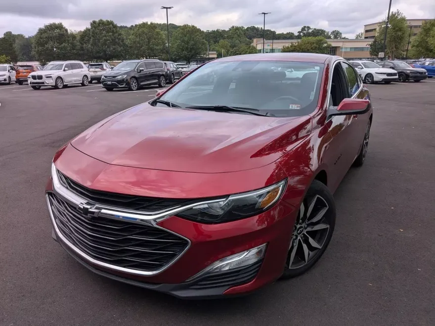 2023 Chevrolet Malibu RS photo 1