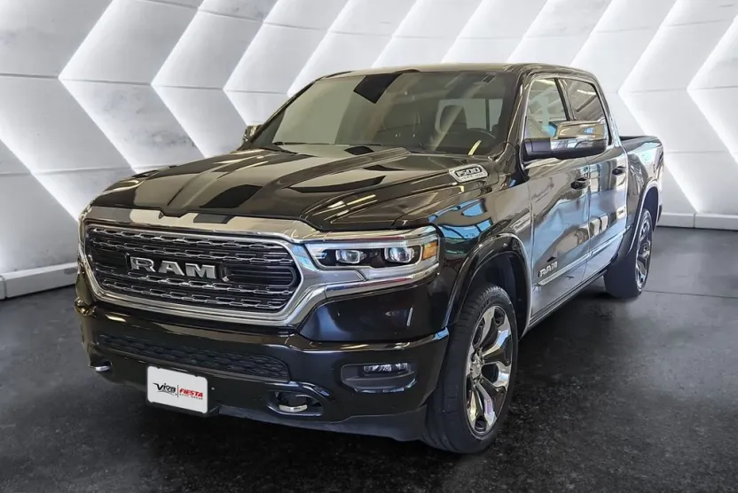 2023 Ram 1500 Limited photo 1