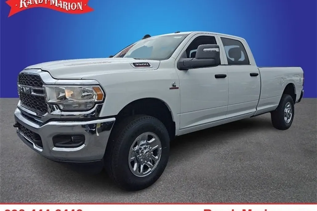 2023 Ram 3500 Tradesman photo 1