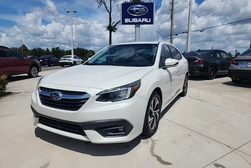 2020 Subaru Legacy Premium photo 1