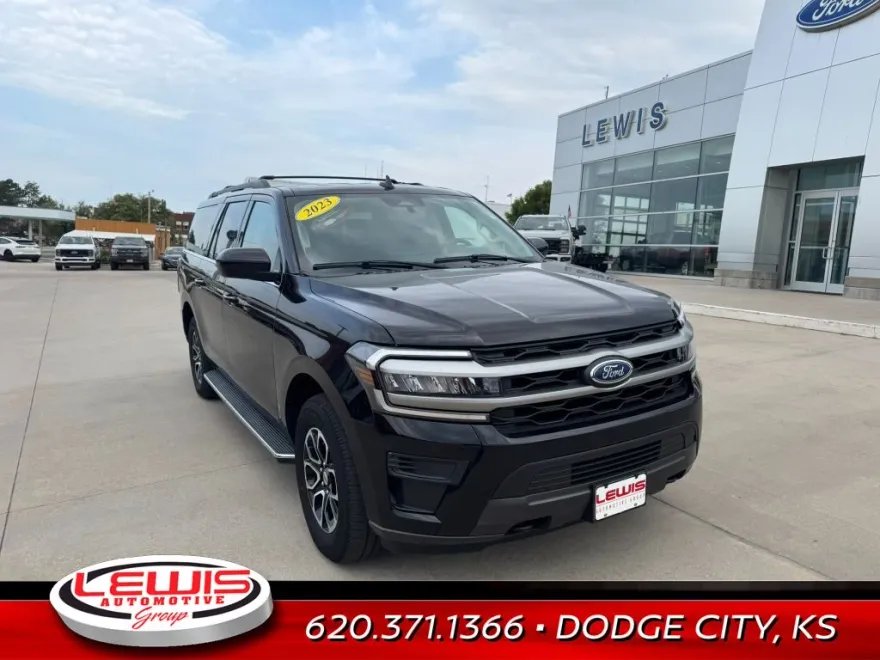 2023 Ford Expedition MAX XLT photo 1