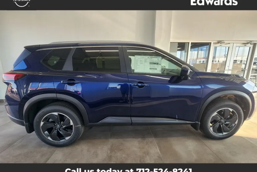2026 Nissan Rogue SV photo 1