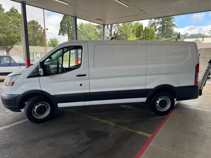 2017 Ford Transit Van photo 1