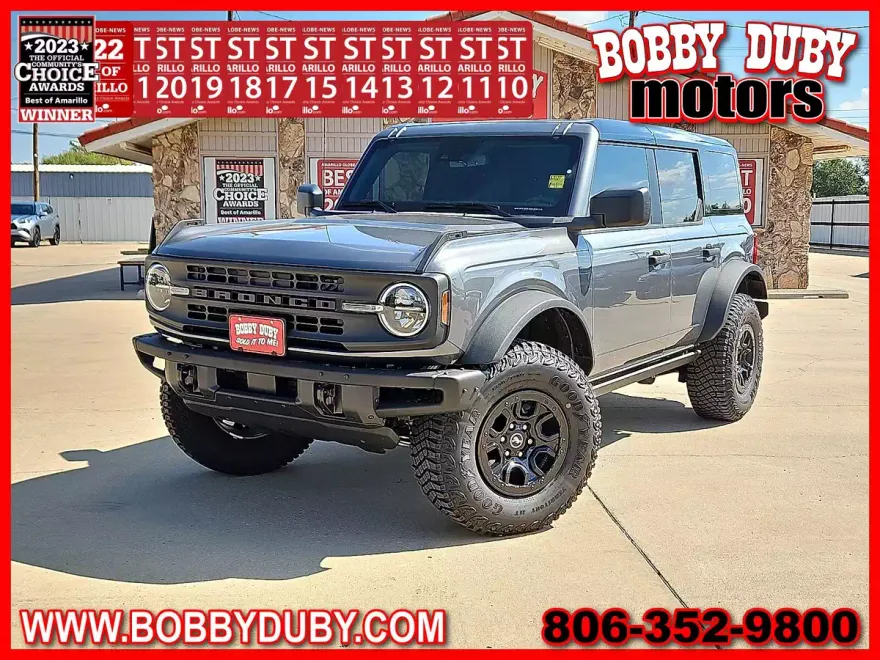2024 Ford Bronco Black Diamond photo 1