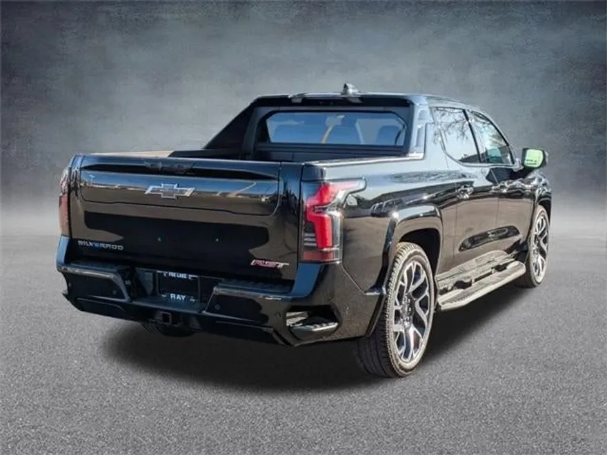 2025 Chevrolet Silverado EV RST photo 1