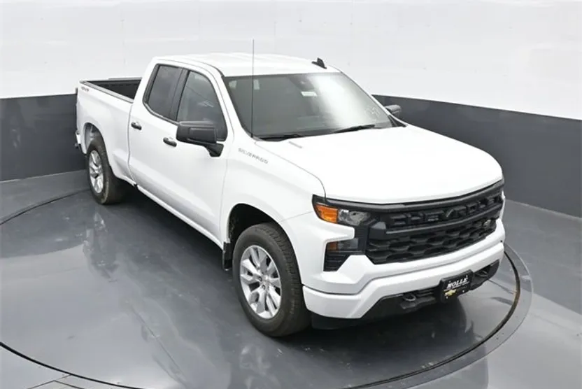 2026 Chevrolet Silverado 1500 Custom photo 1