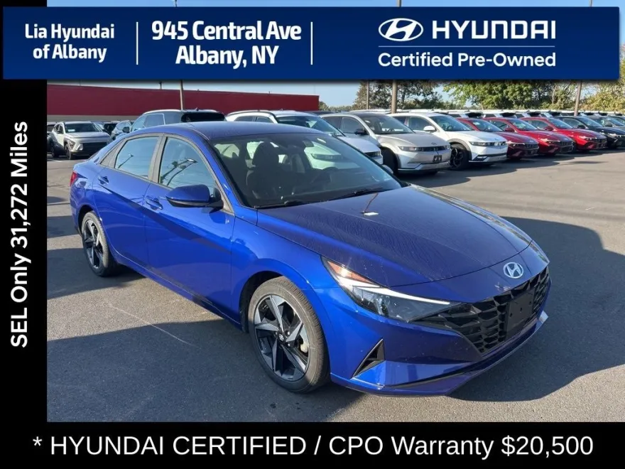 2023 Hyundai Elantra SEL photo 1