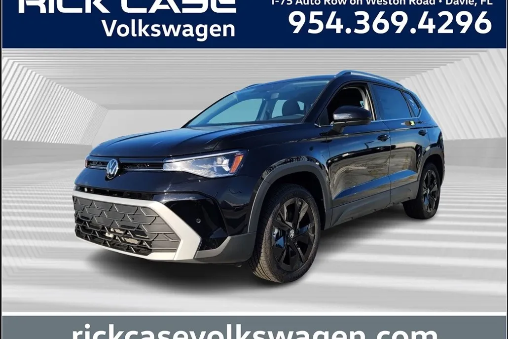 2025 Volkswagen Taos SE photo 1