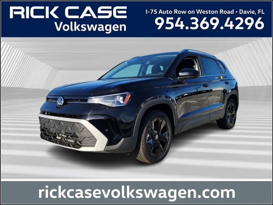 2025 Volkswagen Taos SE photo 1