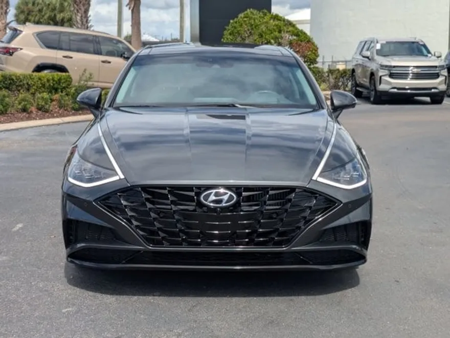 2022 Hyundai Sonata Limited photo 1