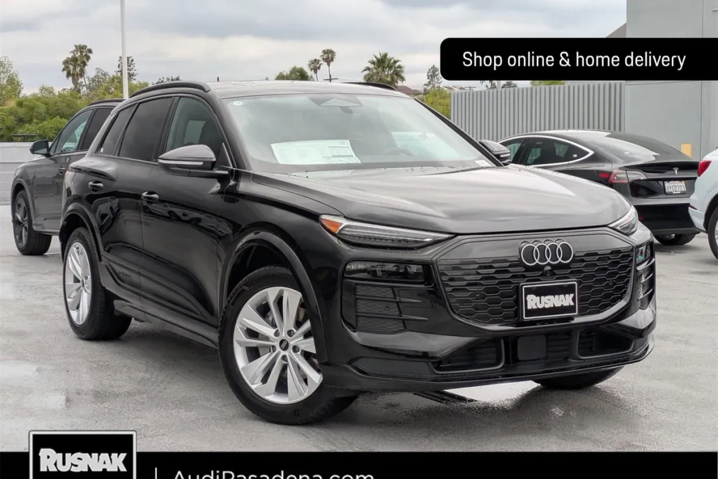 2025 Audi Q6 E-tron Premium Plus photo 1