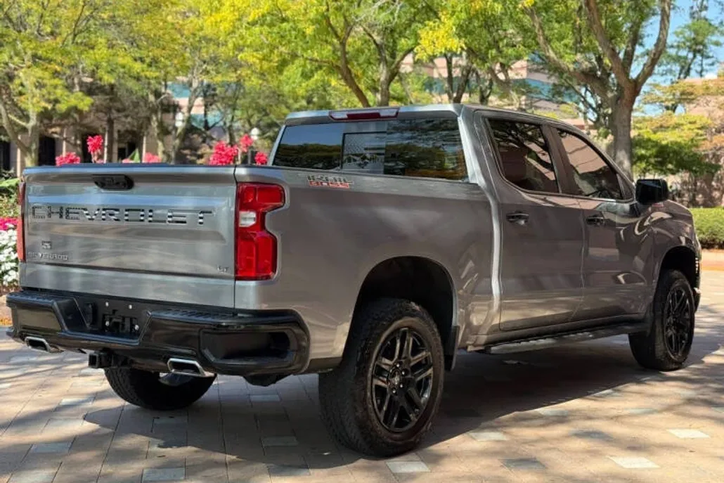 2025 Chevrolet Silverado 1500 LT Trail Boss photo 1