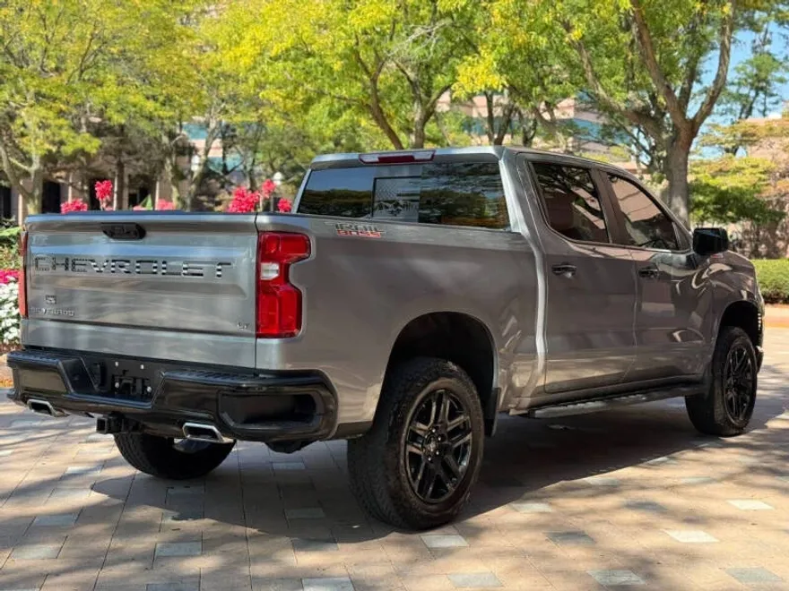 2025 Chevrolet Silverado 1500 LT Trail Boss photo 1