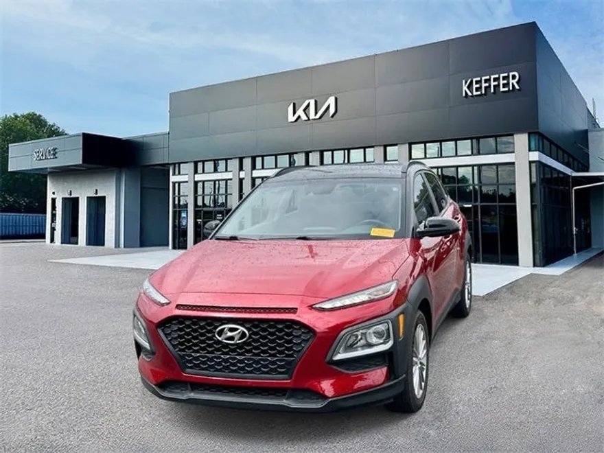 2020 Hyundai Kona SEL photo 1