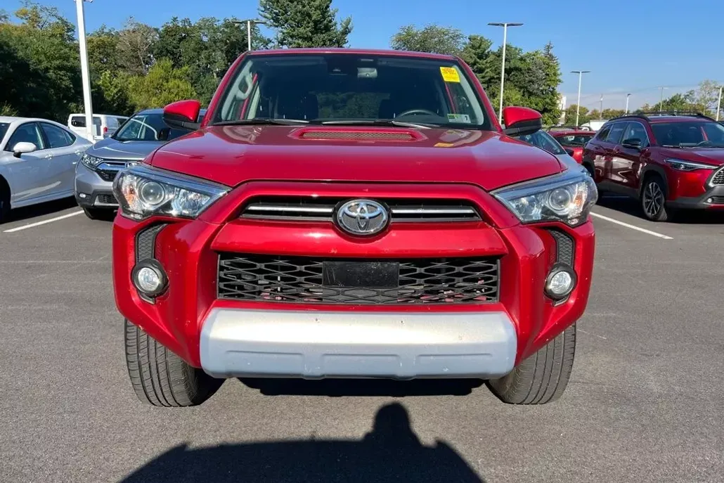 2020 Toyota 4Runner TRD Off-Road photo 1