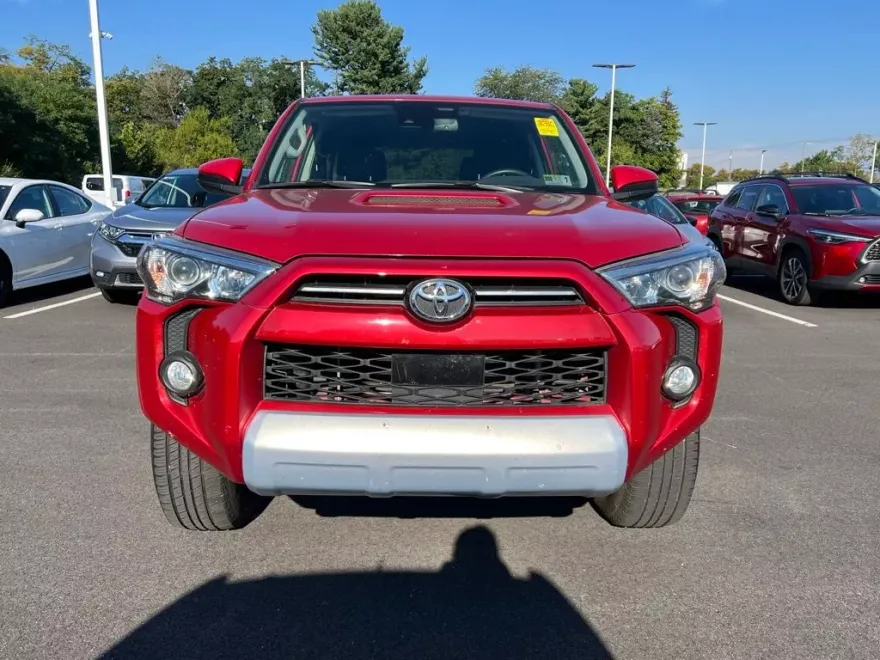 2020 Toyota 4Runner TRD Off-Road photo 1