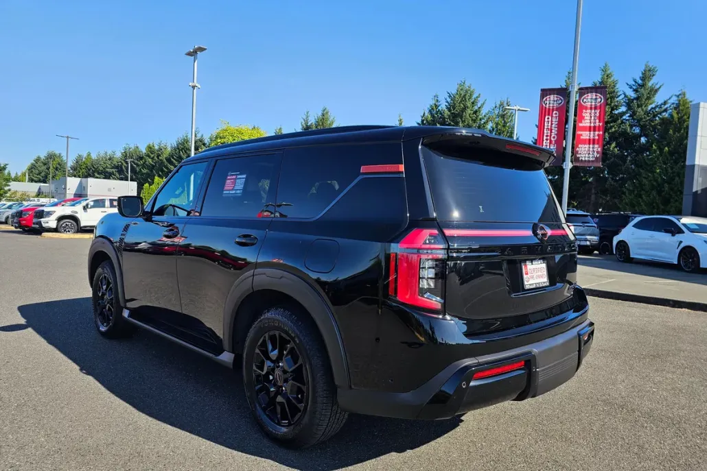 2025 Nissan Armada photo 1