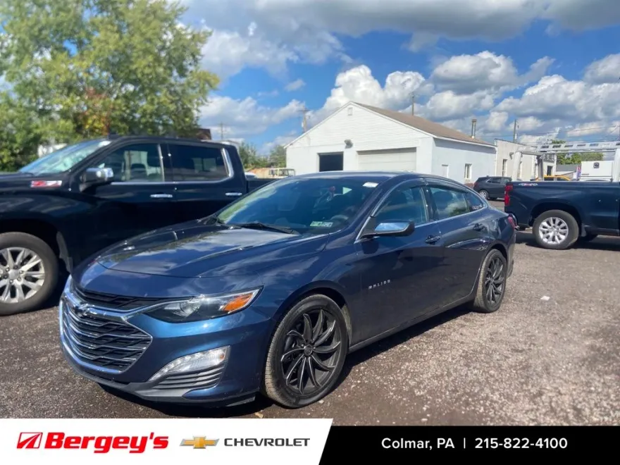 2022 Chevrolet Malibu 1LT photo 1