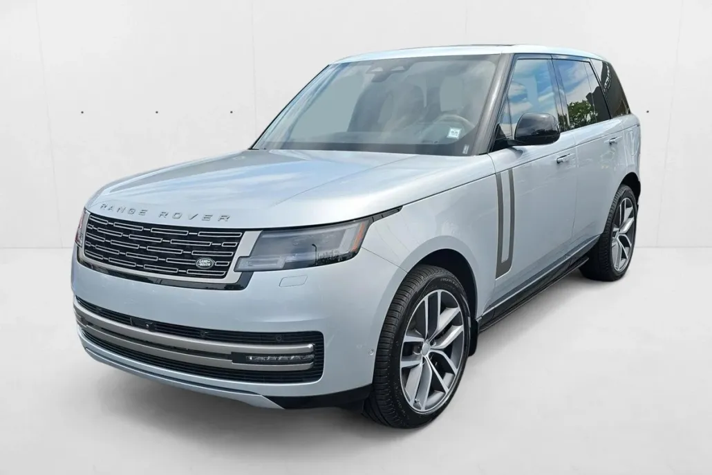 2025 Land Rover Range Rover SE photo 1