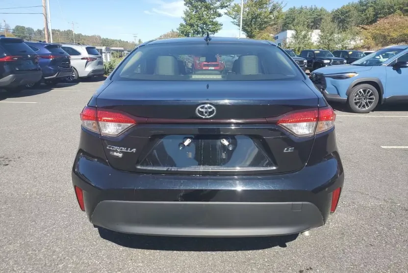 2023 Toyota Corolla SE XLE photo 1