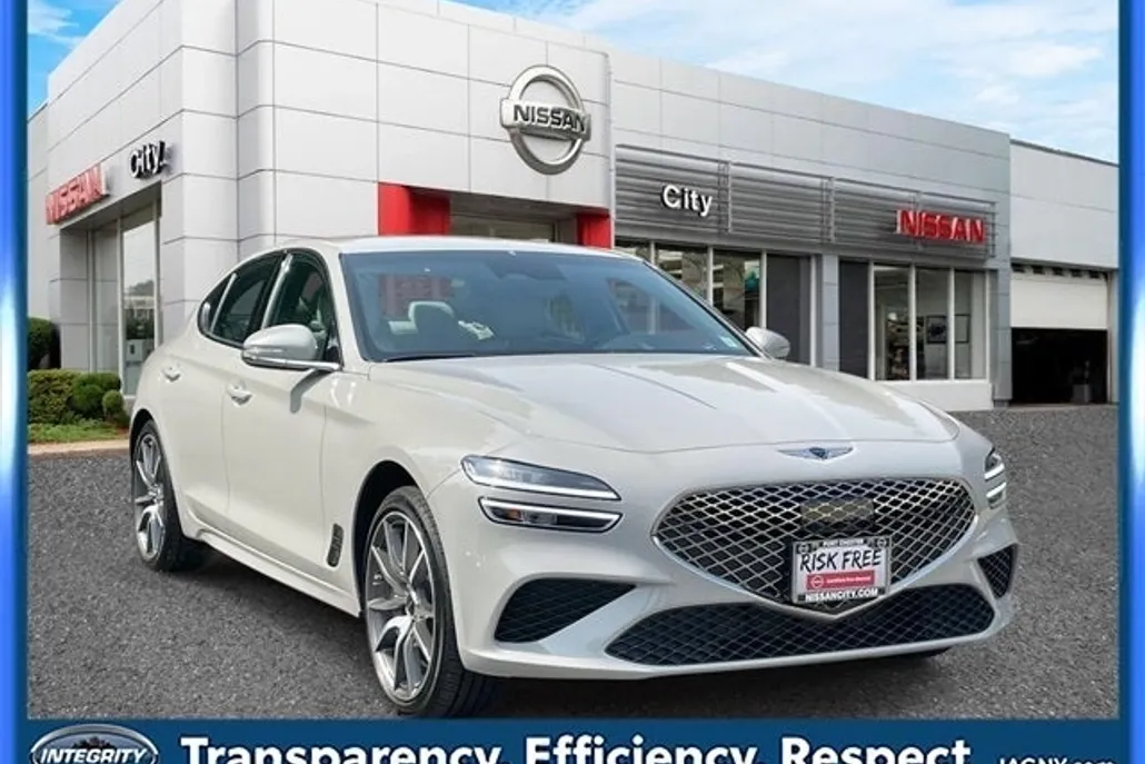 2025 Genesis G70 2.5T photo 1