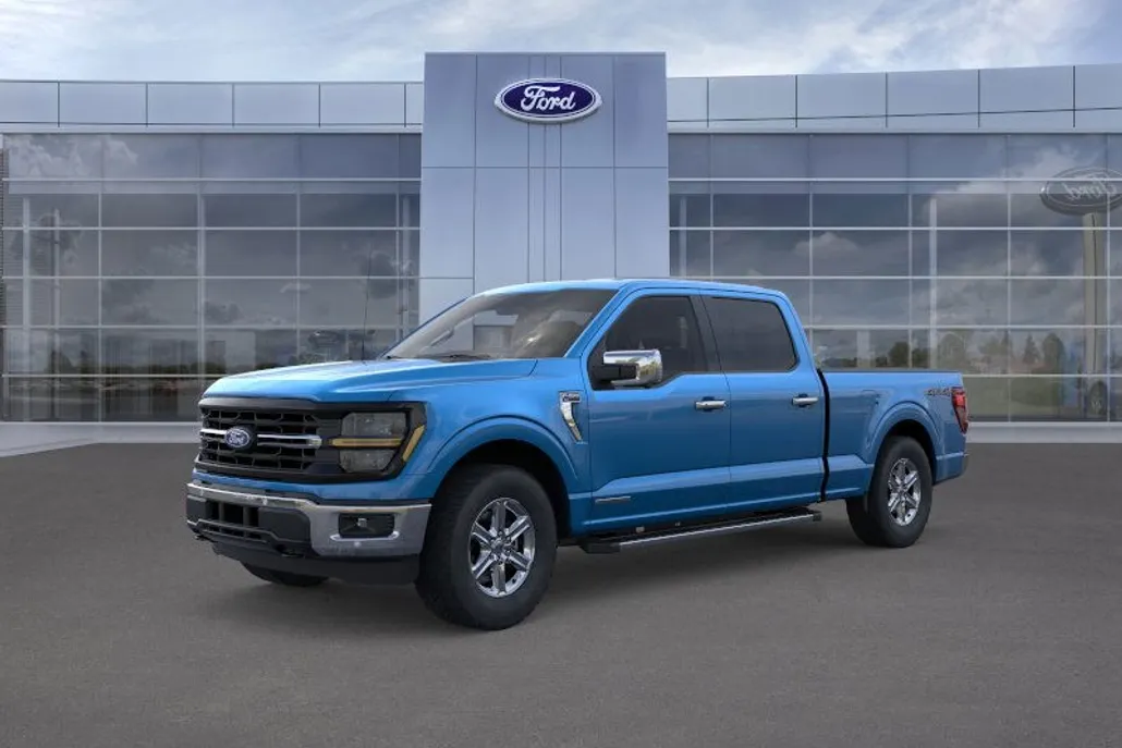 2025 Ford F-150 XLT photo 1