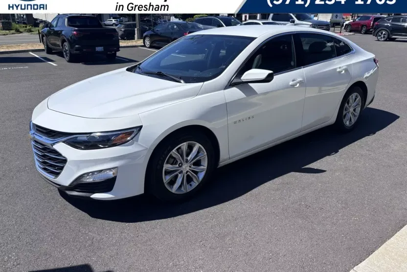 2023 Chevrolet Malibu 1LT photo 1