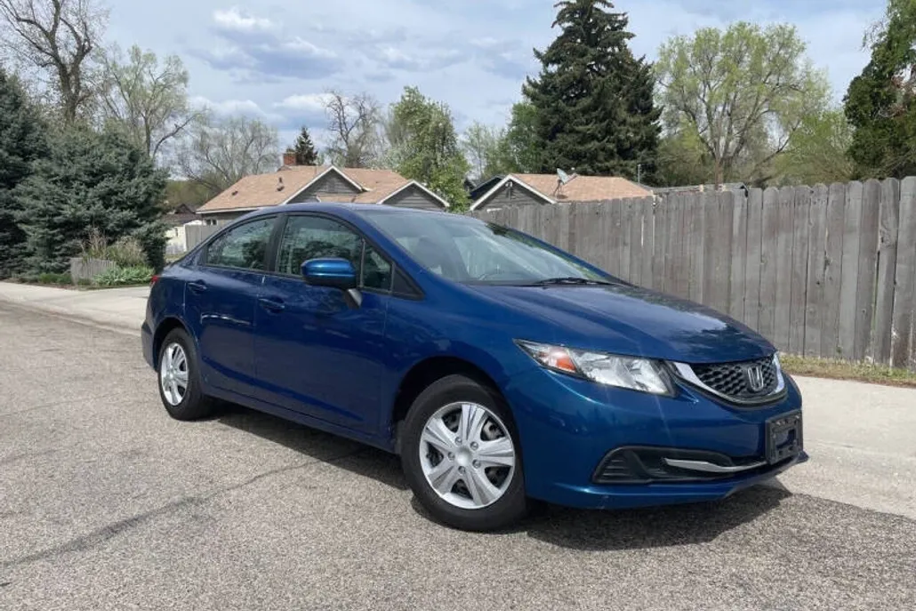 2015 Honda Civic LX photo 1