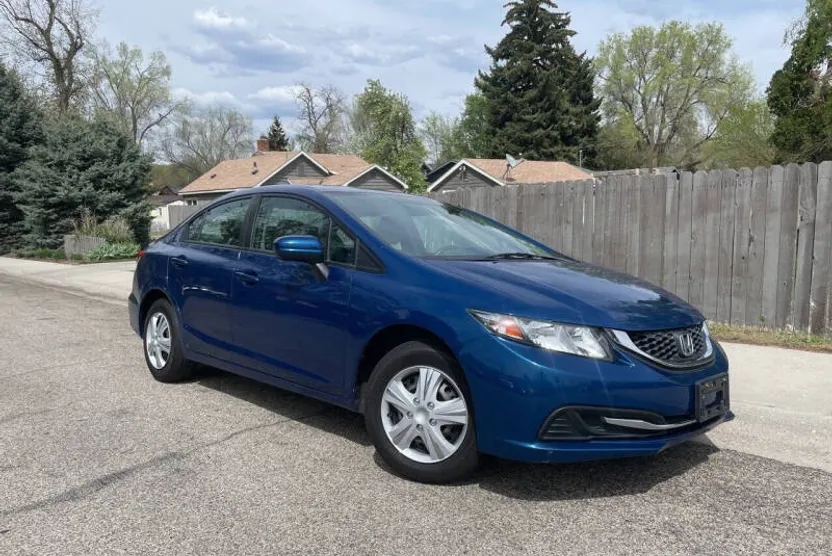 2015 Honda Civic LX photo 1
