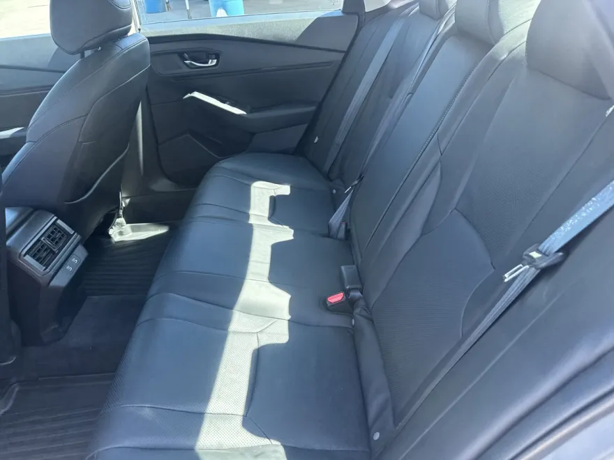2023 Honda Accord Hybrid EX-L photo 1