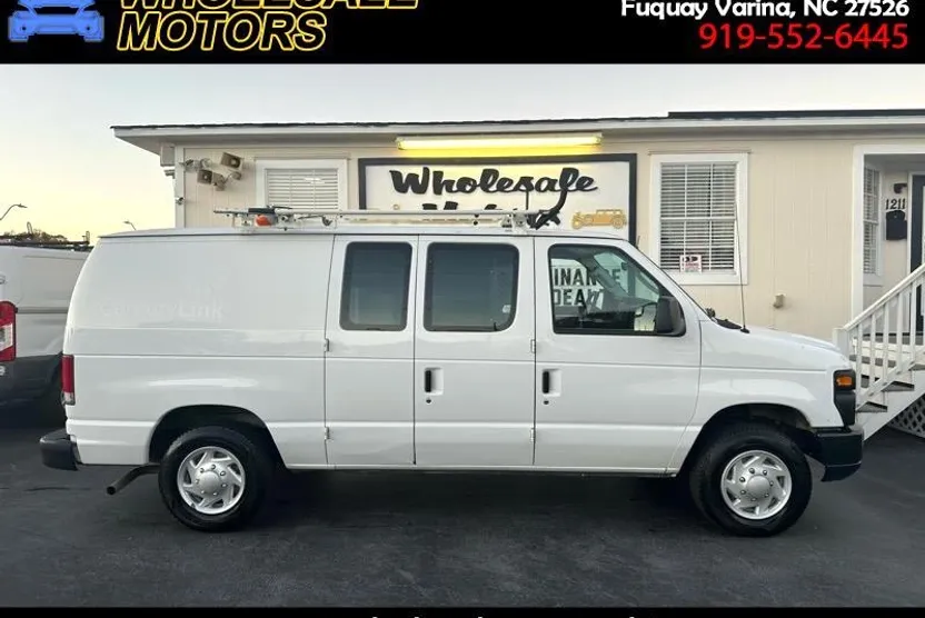 2011 Ford E-150 photo 1