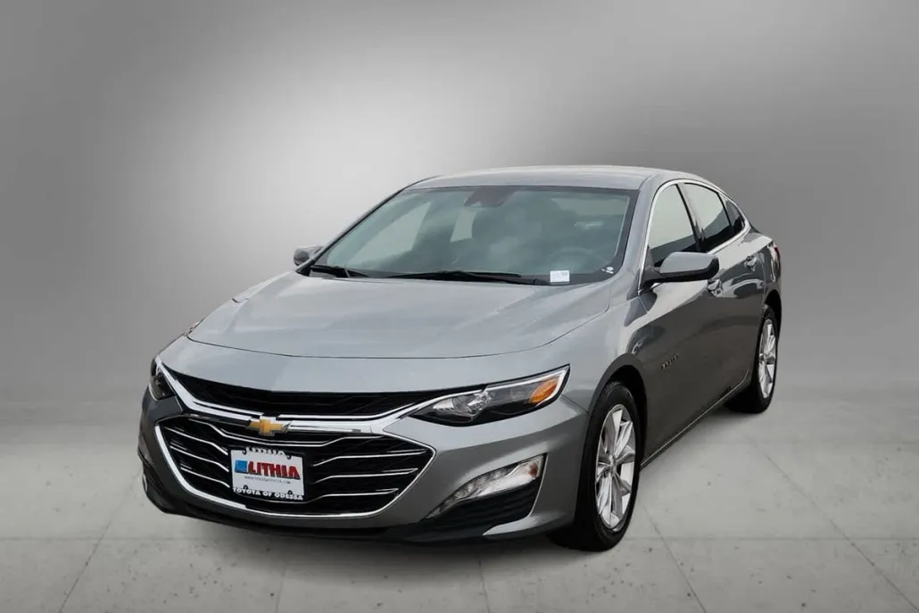 2024 Chevrolet Malibu 1LT photo 1