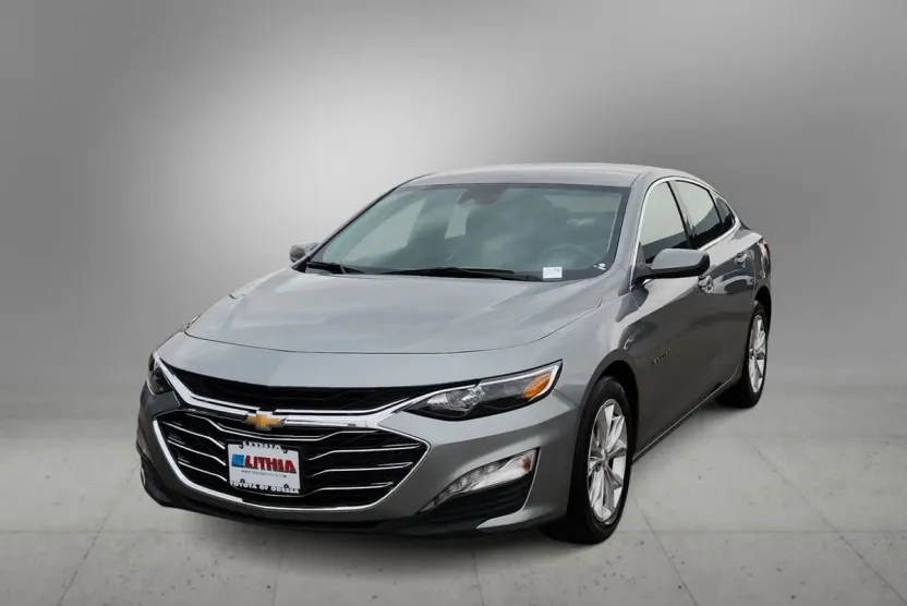 2024 Chevrolet Malibu 1LT photo 1