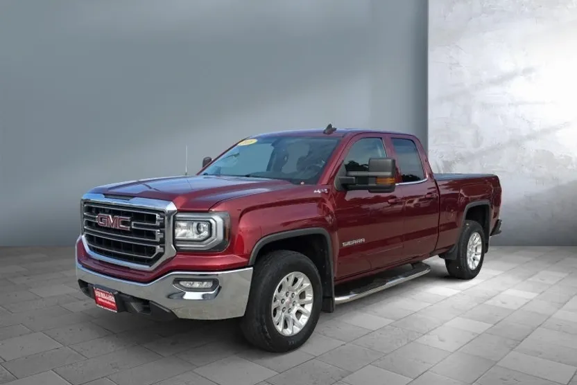 2016 Gmc Sierra 1500 SLE photo 1