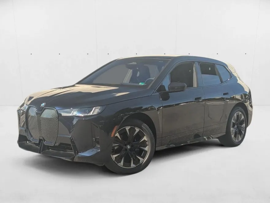 2026 Bmw iX photo 1