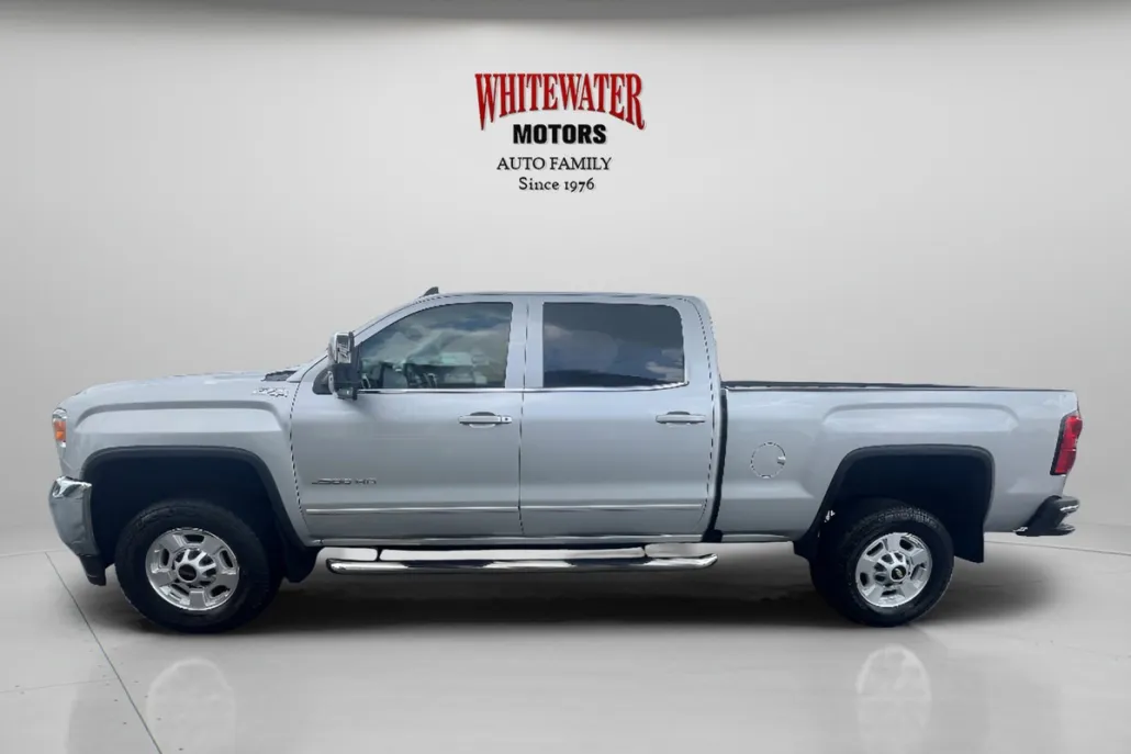 2017 Gmc Sierra SLE photo 1