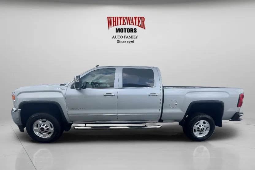 2017 Gmc Sierra SLE photo 1
