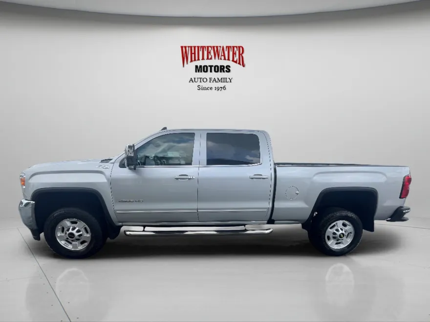 2017 Gmc Sierra SLE photo 1