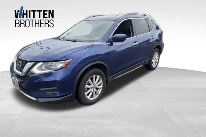 2018 Nissan Rogue SV photo 1