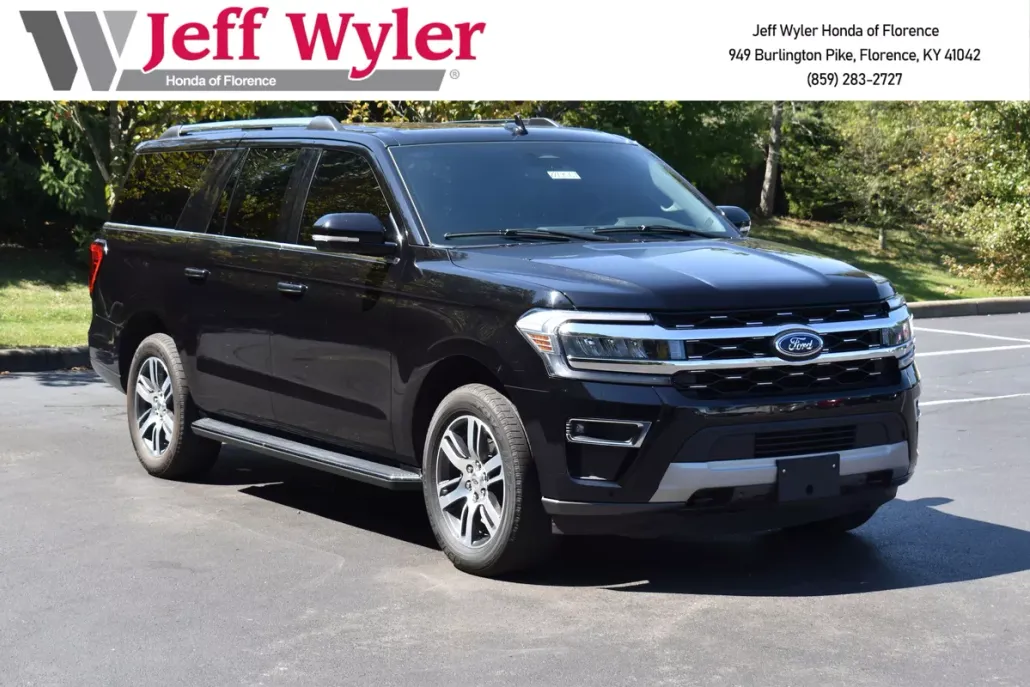 2023 Ford Expedition MAX Limited photo 1