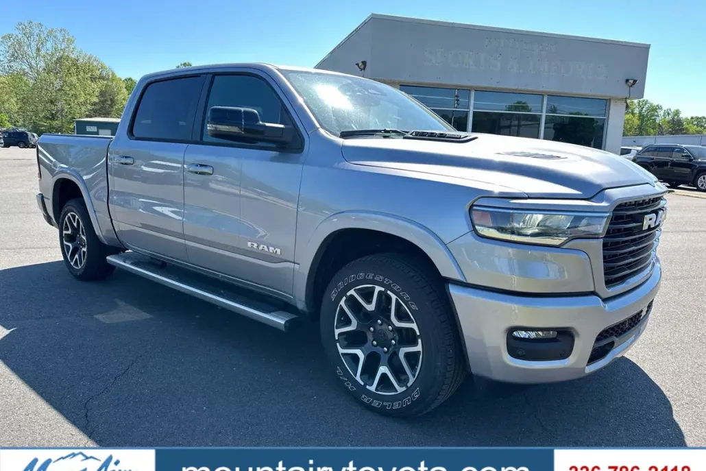 2025 Ram 1500 Laramie photo 1
