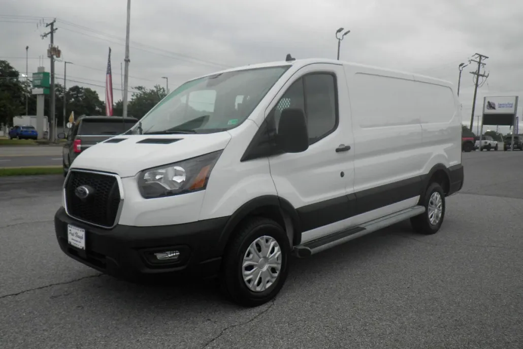2023 Ford Transit photo 1