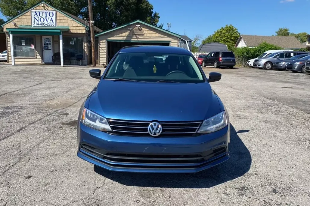 2016 Volkswagen Jetta 1.4T photo 1