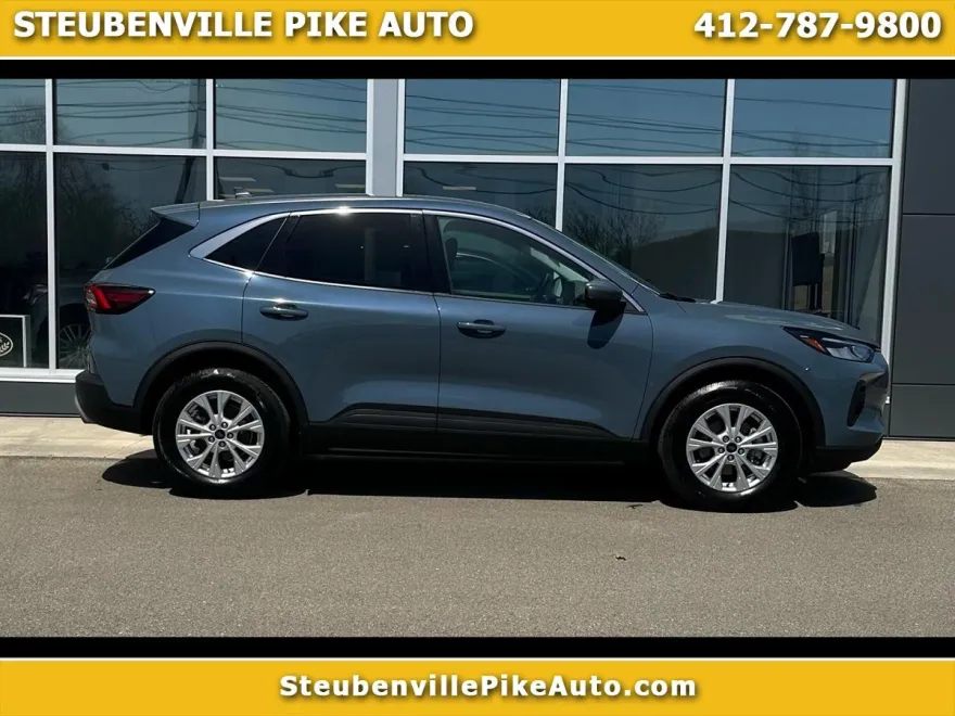 2023 Ford Escape Active photo 1