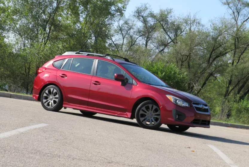 2012 Subaru Impreza 2.0i Sport Premium photo 1