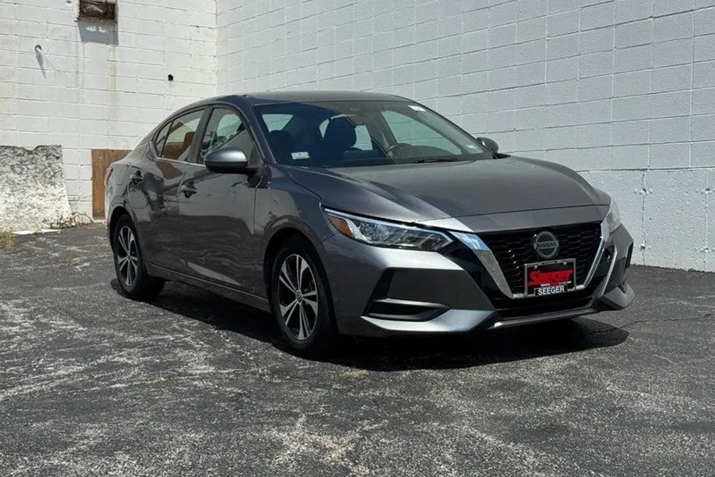 2021 Nissan Sentra SV photo 1