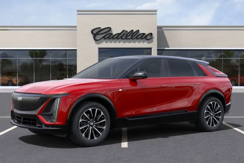 2025 Cadillac Lyriq Sport photo 1