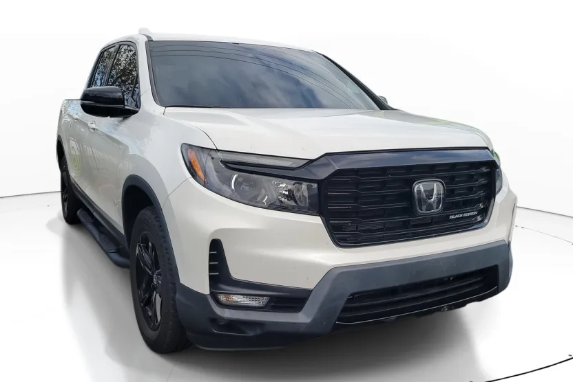 2022 Honda Ridgeline Black Edition photo 1