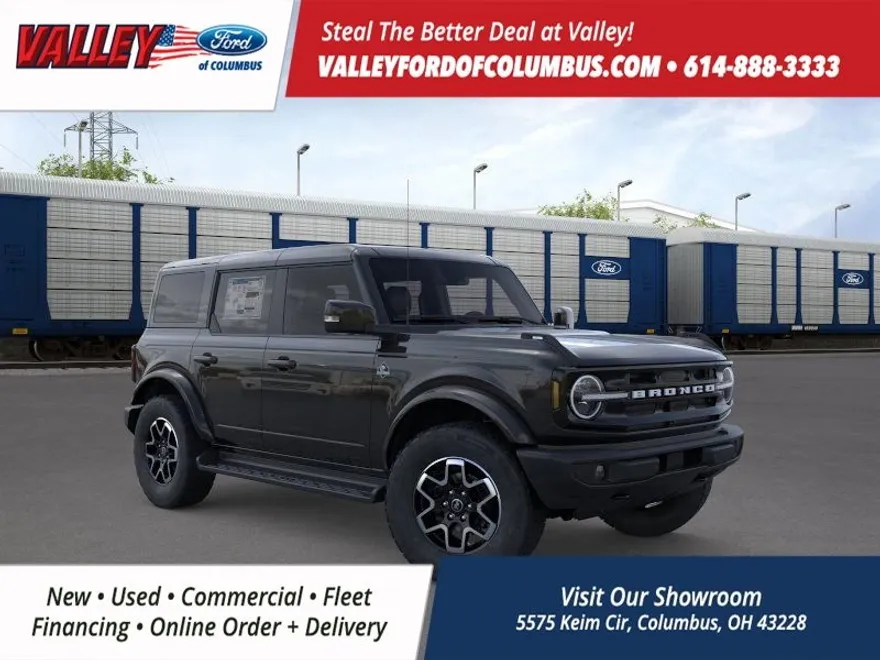 2025 Ford Bronco Outer Banks photo 1